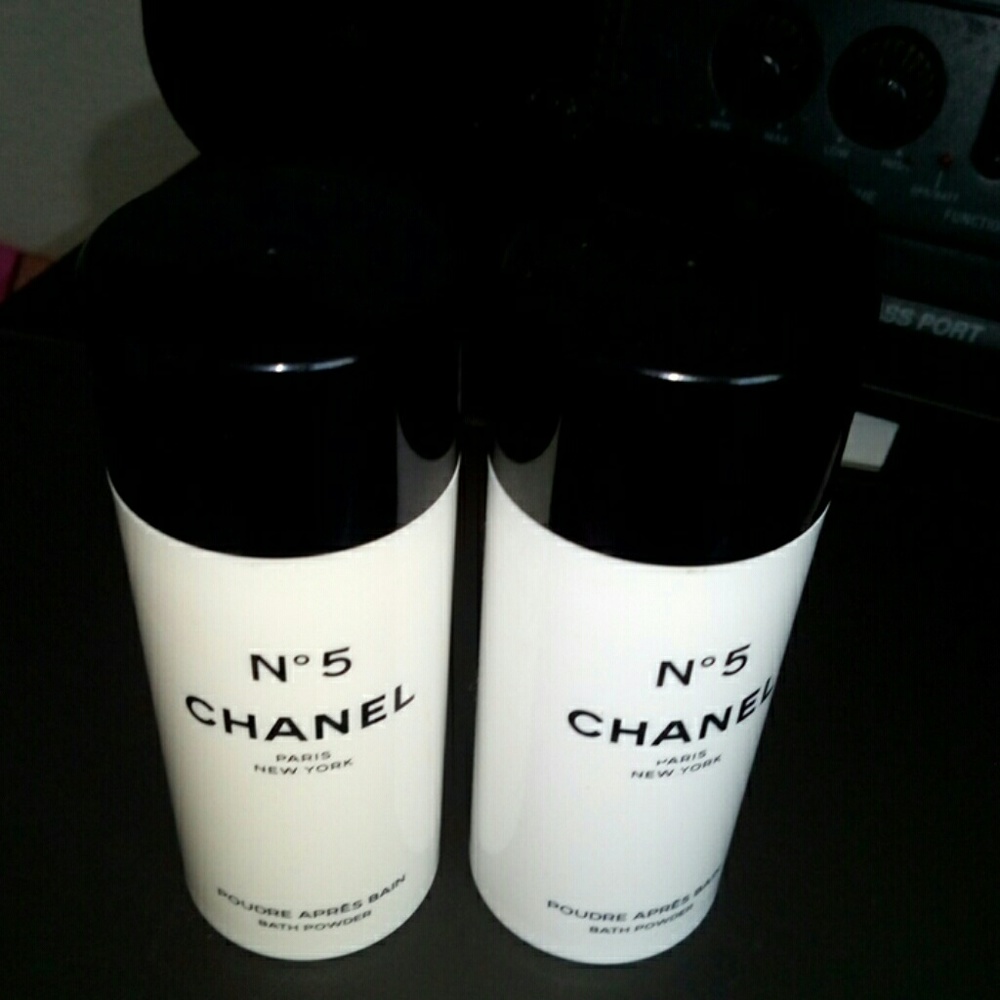 Two channel bath powder bundles